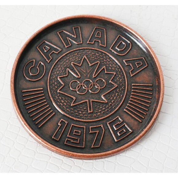 Vintage 1976 Canadian Winter Games Olympic Coaster Bottle Opener Set Souvenir - Picture 2 of 6